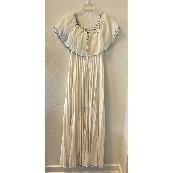 Vintage 1970's Maxi Dress White Pleated Off the Shoulder Chiffon Boho Ethereal - Picture 7 of 15